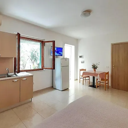 In With Wifi Apartman Vieste